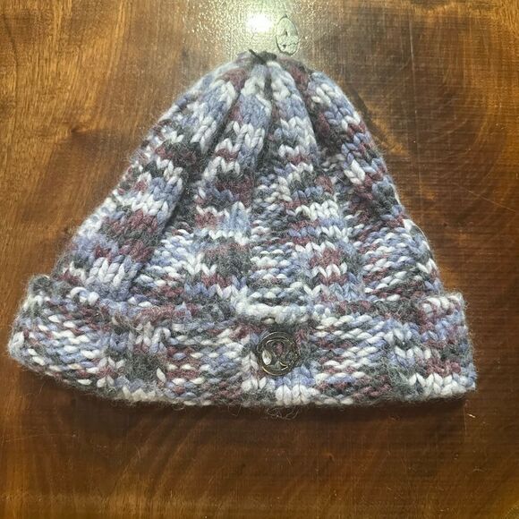 Lululemon Toasty Toque
Black Swan Lilac Persian Purple Plum Space Dye main image 3